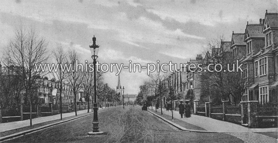 The Avenue, West Ealing, London. c1912.
